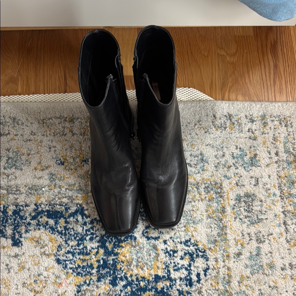 Sam Edelman Black and Gold Leather Boots